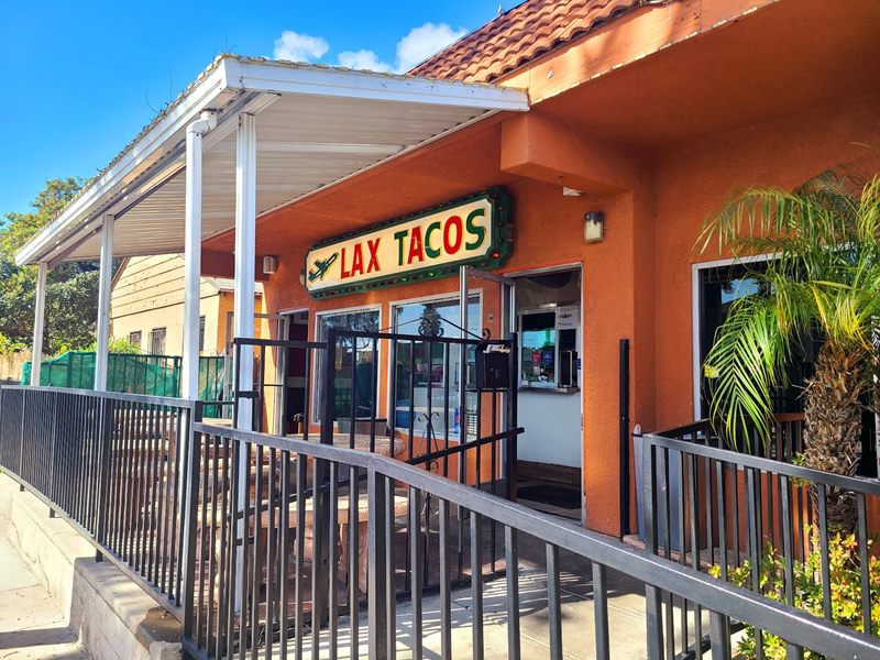 Lax Tacos exterior